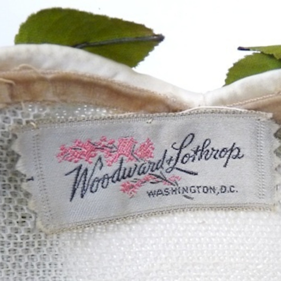 Woodward & Lothrop vintage Accessories Woodward Lothrop White Straw